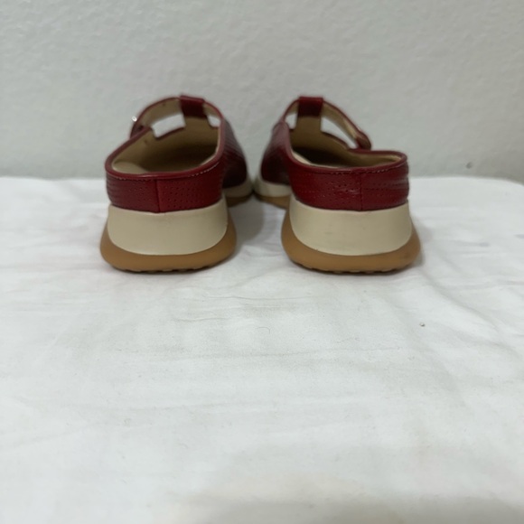 Brighton Erin Red Leather Mules size 8 - Picture 7 of 12